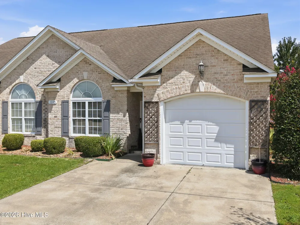 2205 Dovedale Drive #B Greenville, NC 27834