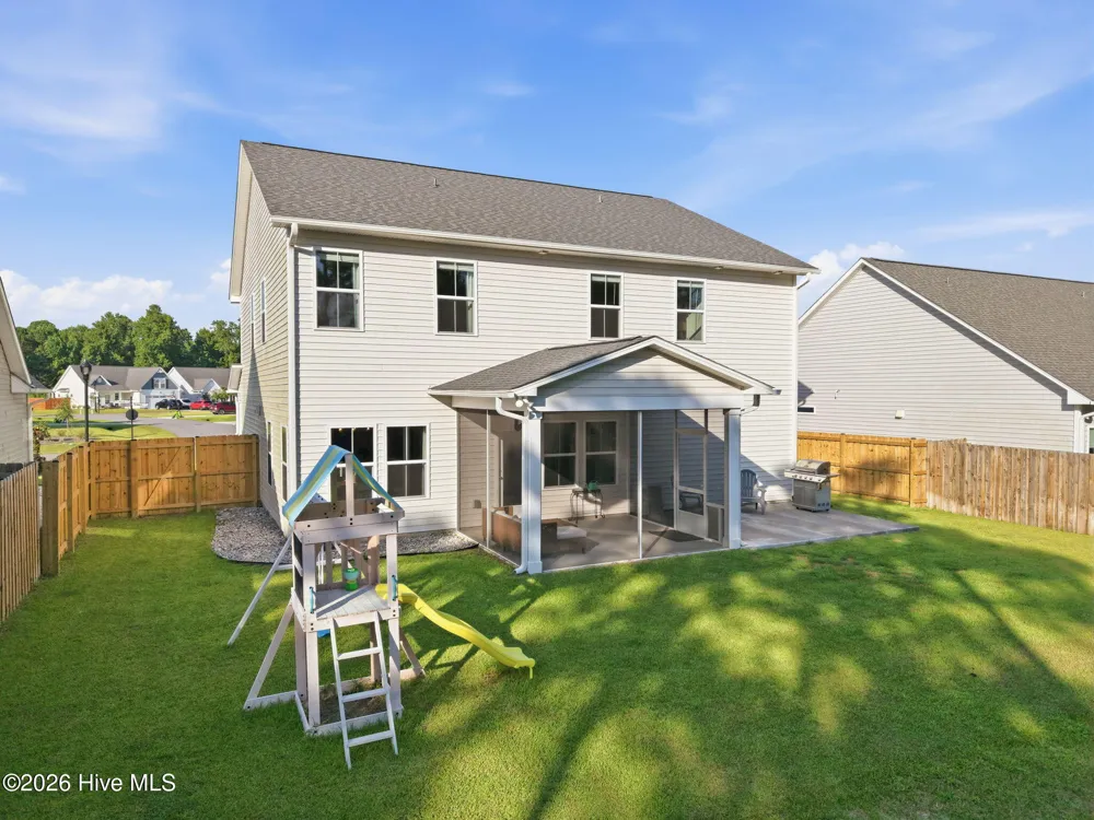 281 E Maritt Street Hampstead, NC 28443