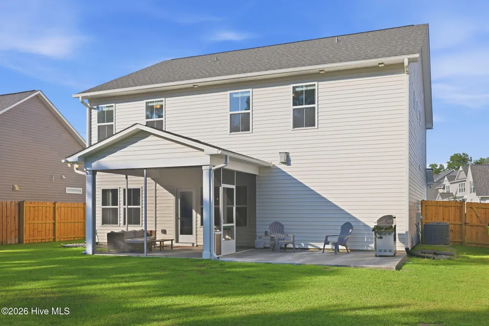 281 E Maritt Street Hampstead, NC 28443