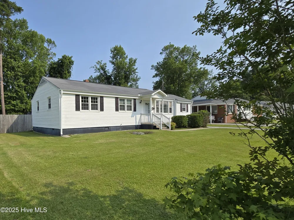 801 Barn Street Jacksonville, NC 28540
