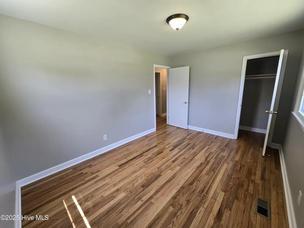 801 Barn Street Jacksonville, NC 28540