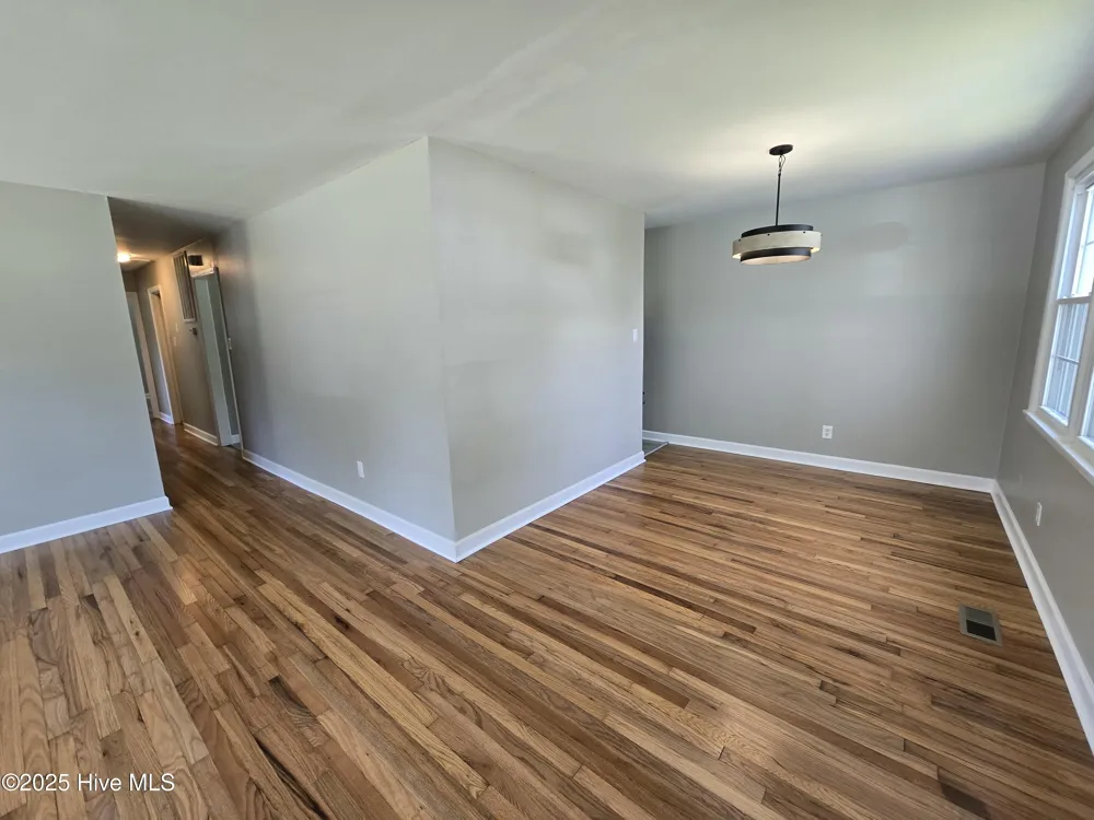 801 Barn Street Jacksonville, NC 28540