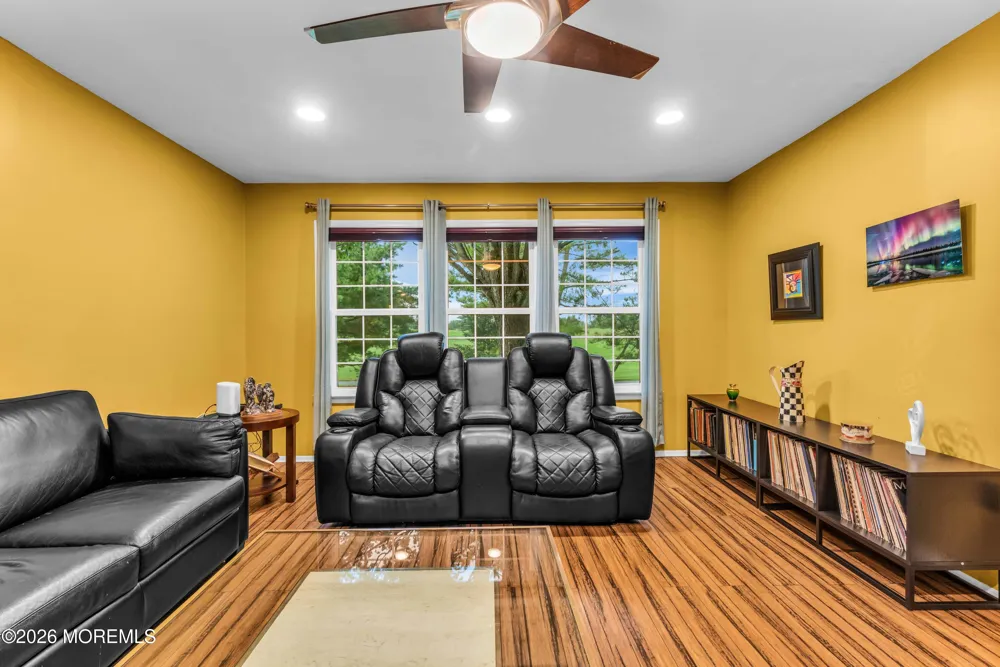 11 John Paul Jones Drive Monroe, NJ 08831