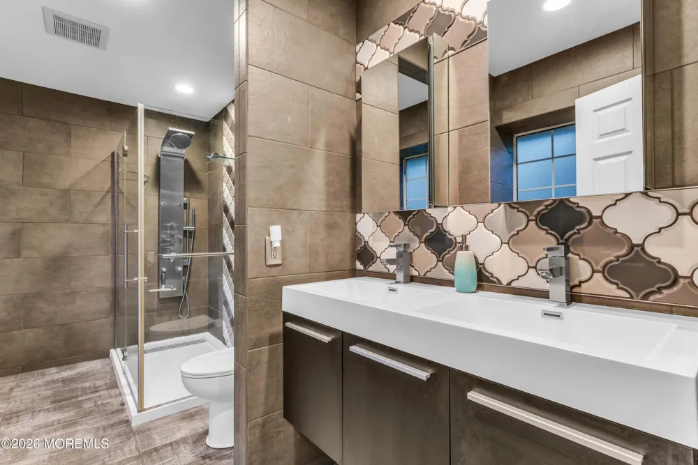 11 John Paul Jones Drive Monroe, NJ 08831