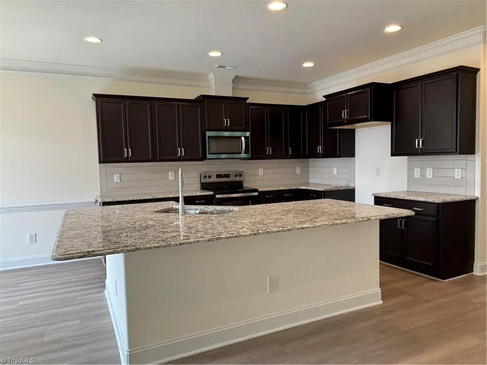 1051 Beechcraft Drive Mebane, NC 27302