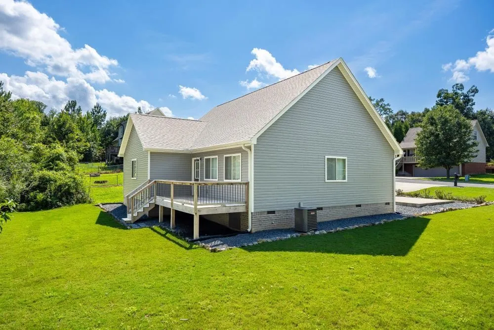 1428 Woodland Cove Drive NE Cleveland, TN 37312