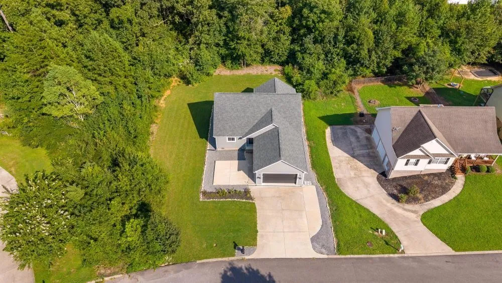 1428 Woodland Cove Drive NE Cleveland, TN 37312