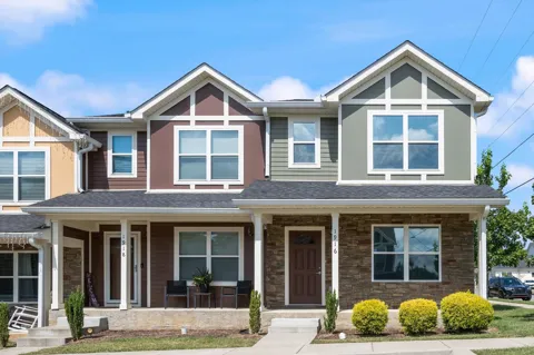 1916 Lombardia Ln
