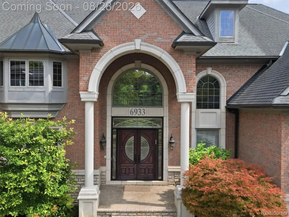 6933 Kirkbridge Hill West Bloomfield Charter Township, MI 48322