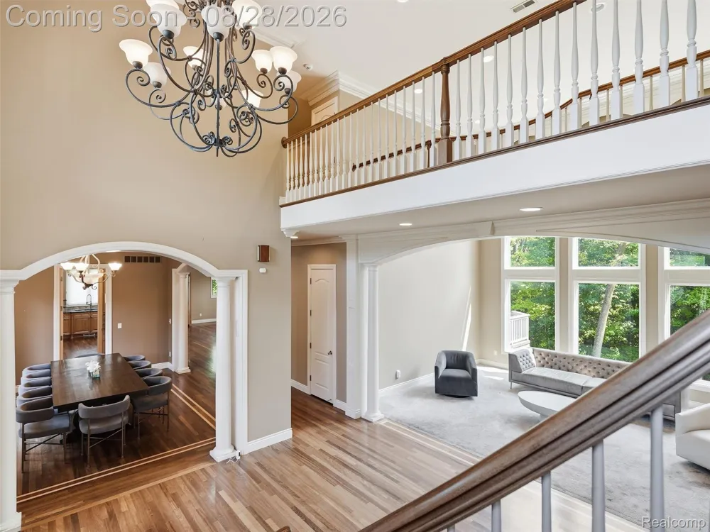 6933 Kirkbridge Hill West Bloomfield Charter Township, MI 48322