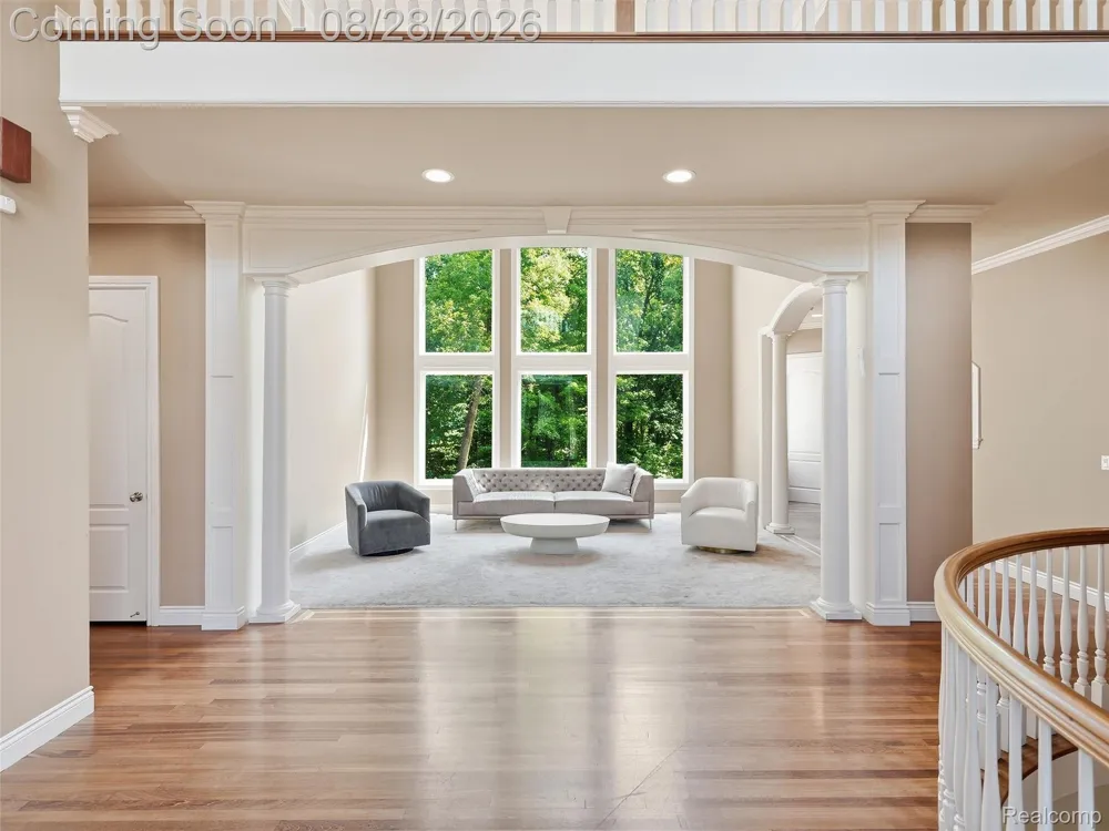 6933 Kirkbridge Hill West Bloomfield Charter Township, MI 48322