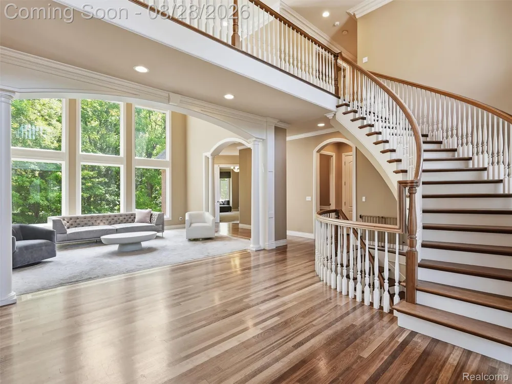 6933 Kirkbridge Hill West Bloomfield Charter Township, MI 48322