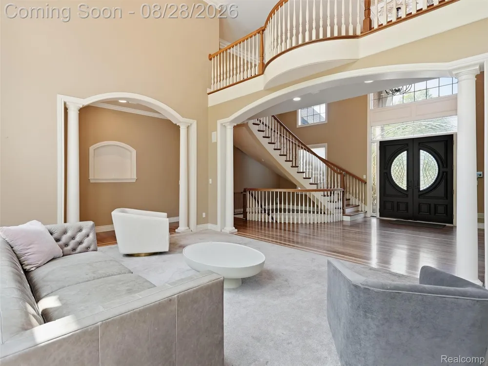 6933 Kirkbridge Hill West Bloomfield Charter Township, MI 48322