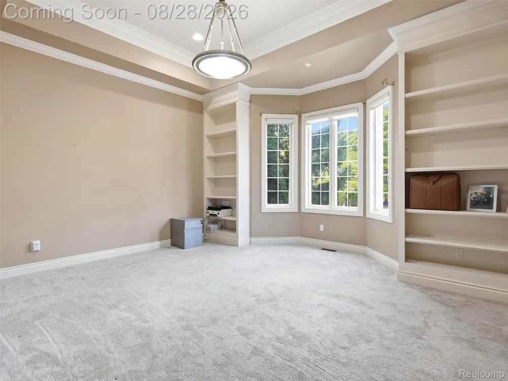 6933 Kirkbridge Hill West Bloomfield Charter Township, MI 48322
