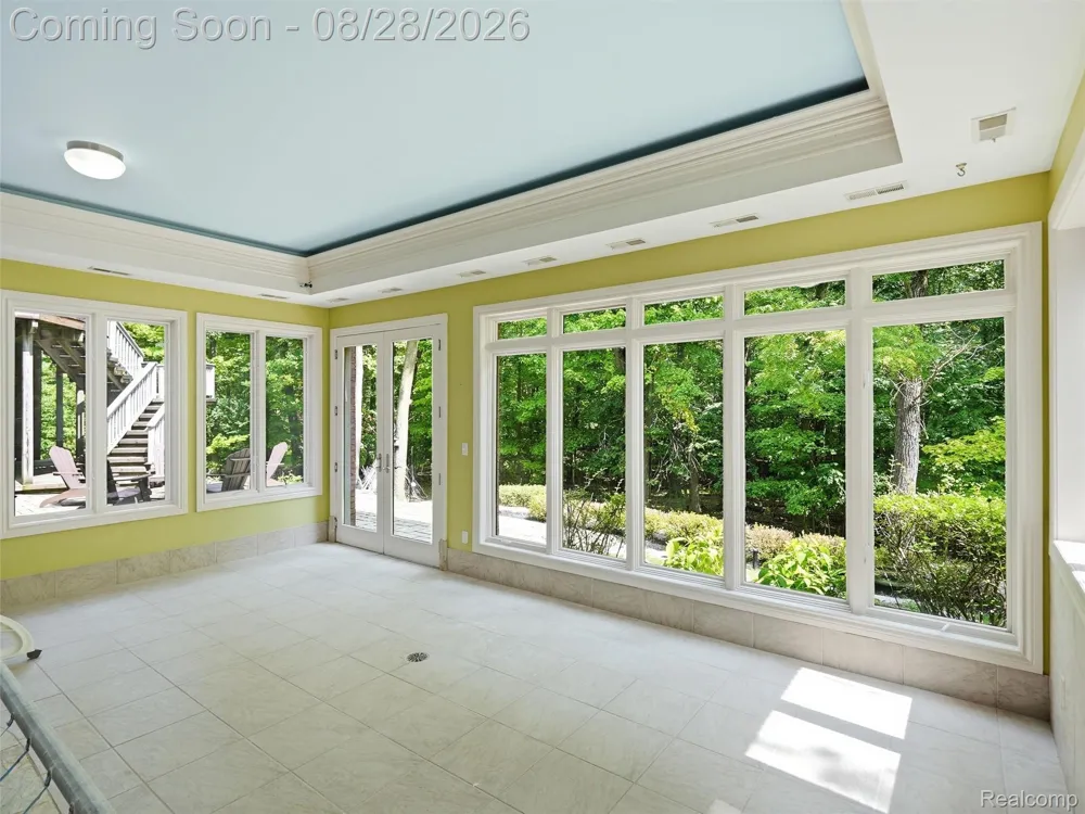 6933 Kirkbridge Hill West Bloomfield Charter Township, MI 48322