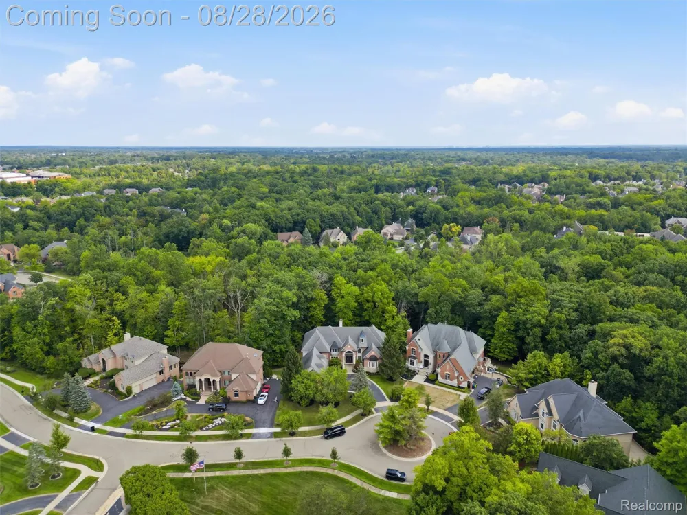 6933 Kirkbridge Hill West Bloomfield Charter Township, MI 48322
