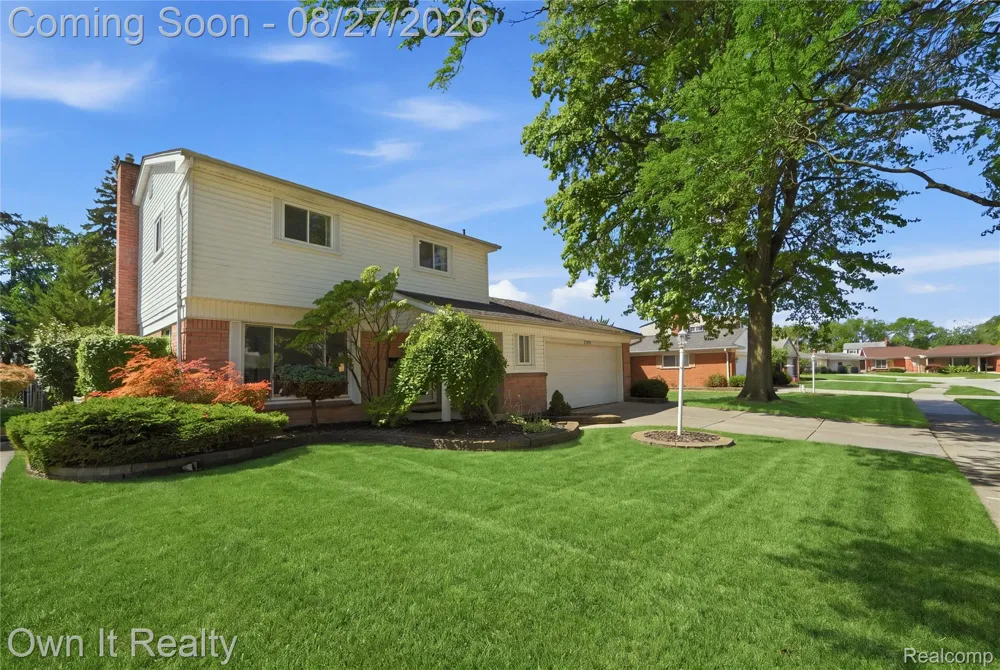 27025 Havelock Drive Dearborn Heights City, MI 48127