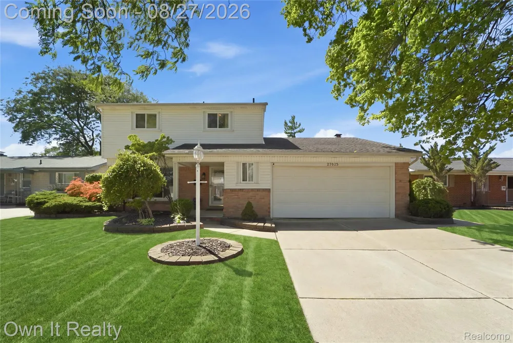 27025 Havelock Drive Dearborn Heights City, MI 48127