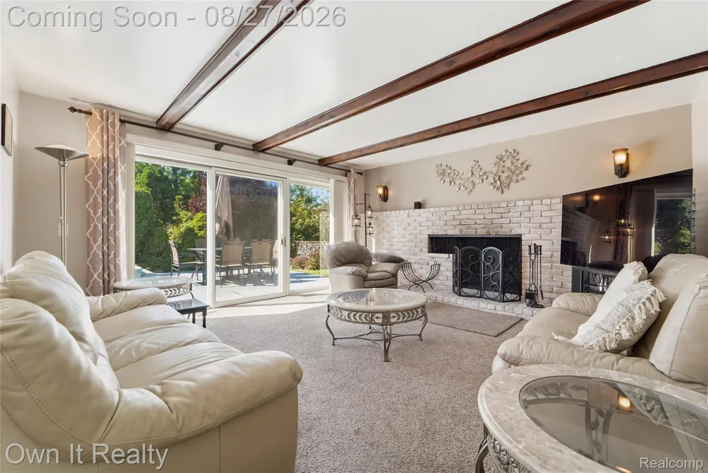 27025 Havelock Drive Dearborn Heights City, MI 48127
