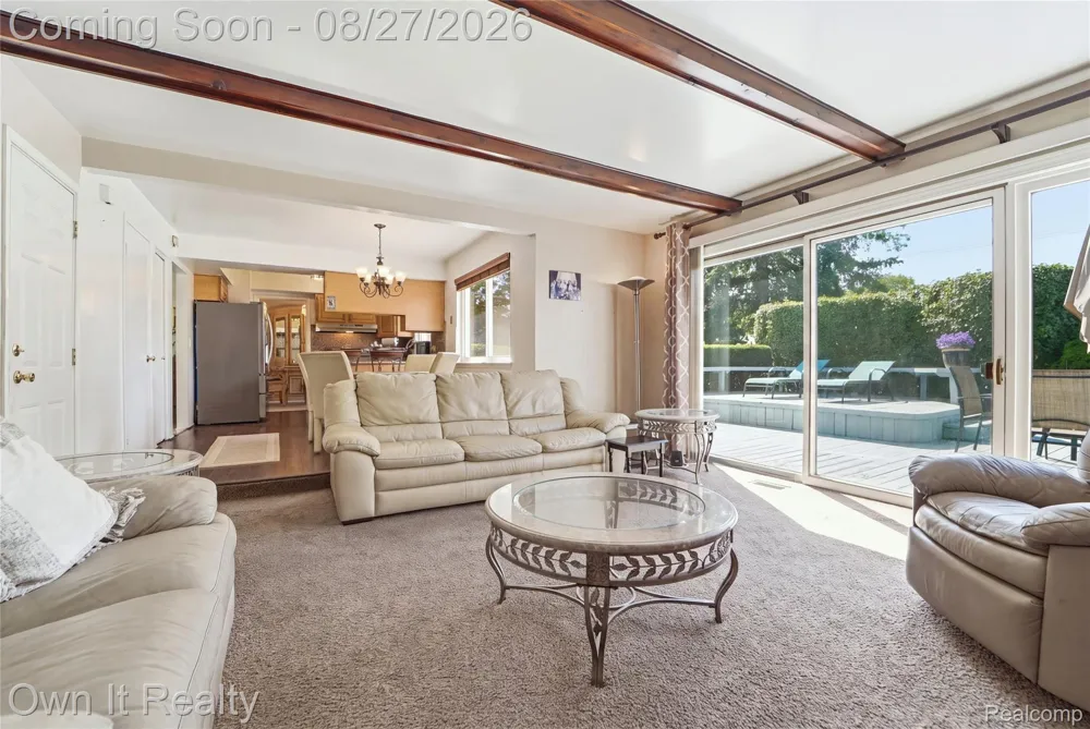 27025 Havelock Drive Dearborn Heights City, MI 48127