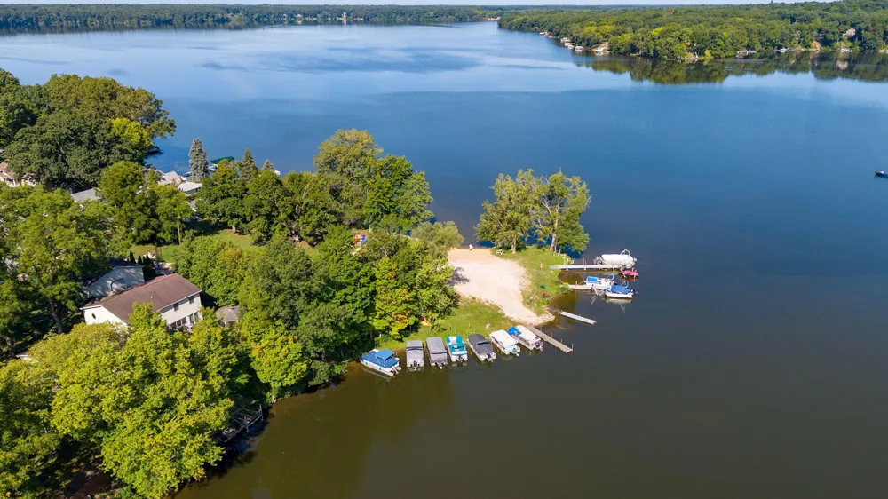 3914 Arrowhead Trail Valley Township, MI 49010