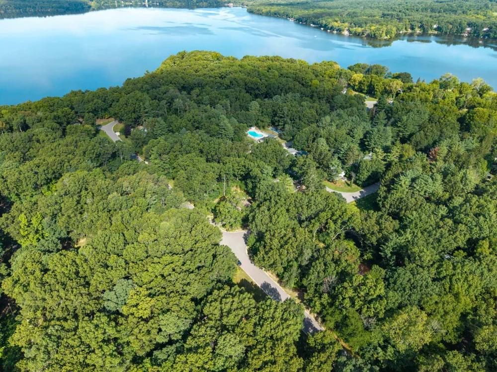 3914 Arrowhead Trail Valley Township, MI 49010