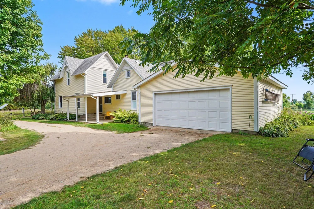 4394 S Lake Road Montcalm Township, MI 48838