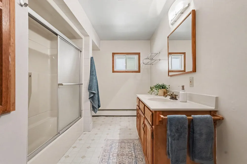 4394 S Lake Road Montcalm Township, MI 48838