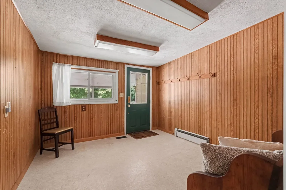 4394 S Lake Road Montcalm Township, MI 48838