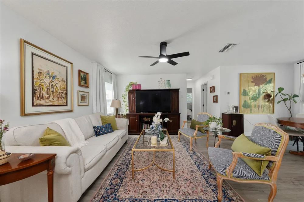618 WOODLING PLACE Altamonte Springs, FL 32701