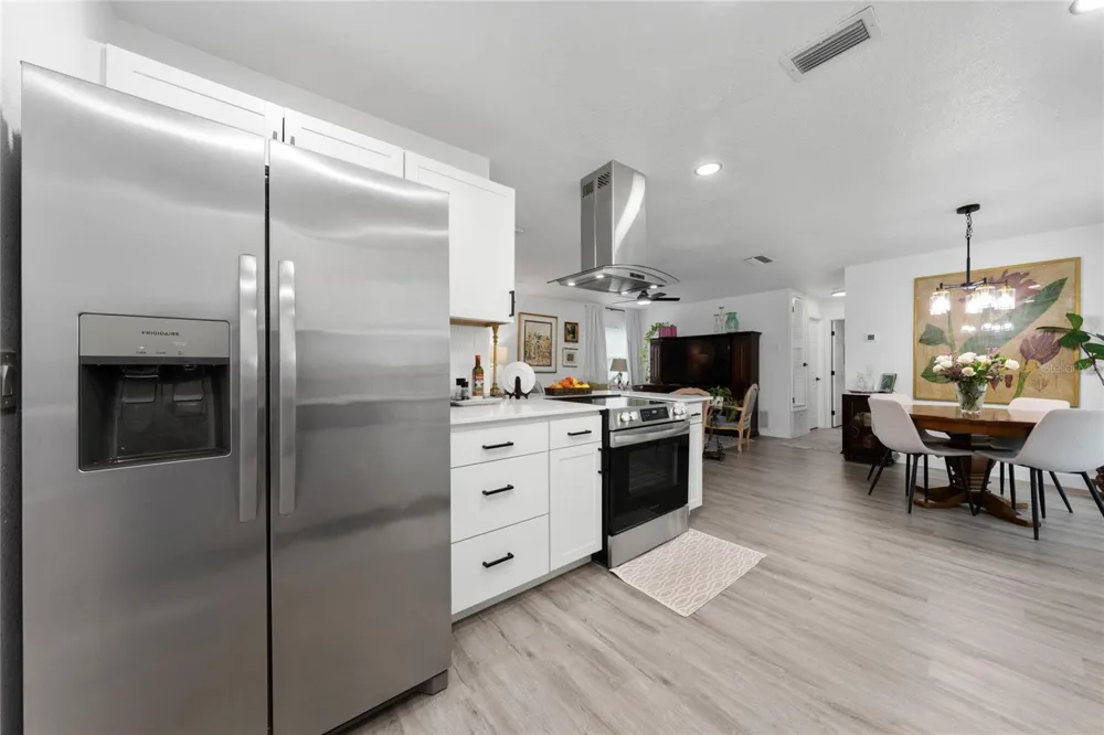 618 WOODLING PLACE Altamonte Springs, FL 32701