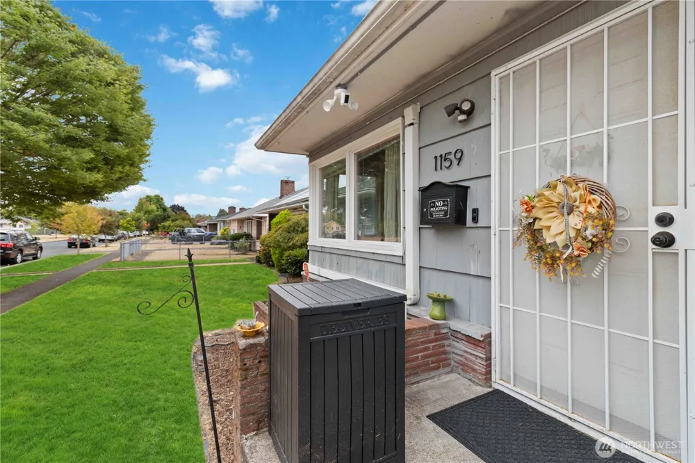 1159 19th Avenue Longview, WA 98632