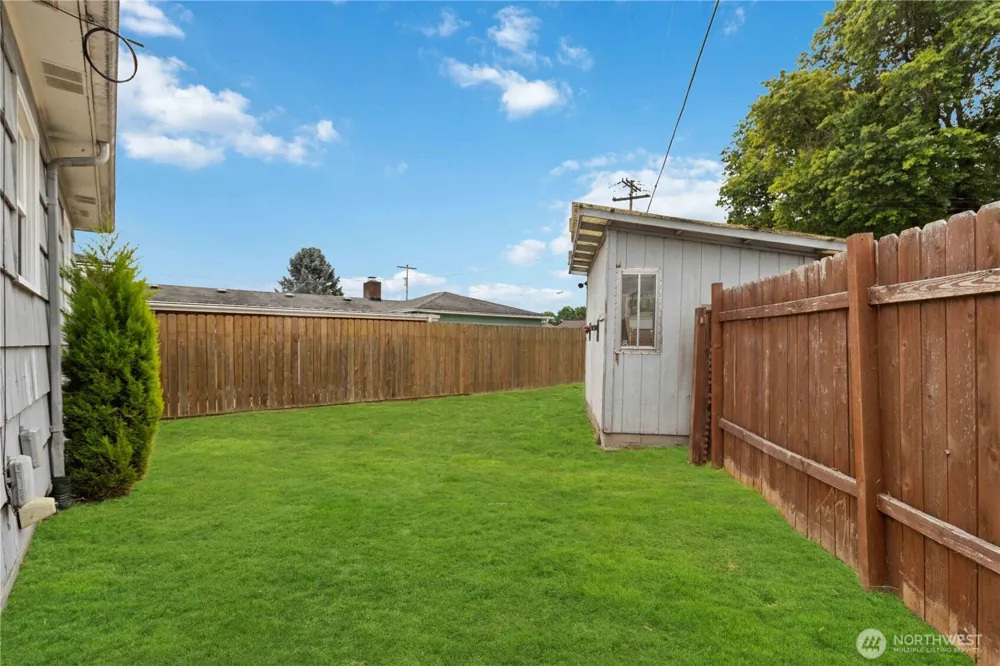 1159 19th Avenue Longview, WA 98632