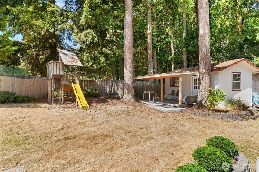 36503 2nd Avenue SW Federal Way, WA 98023