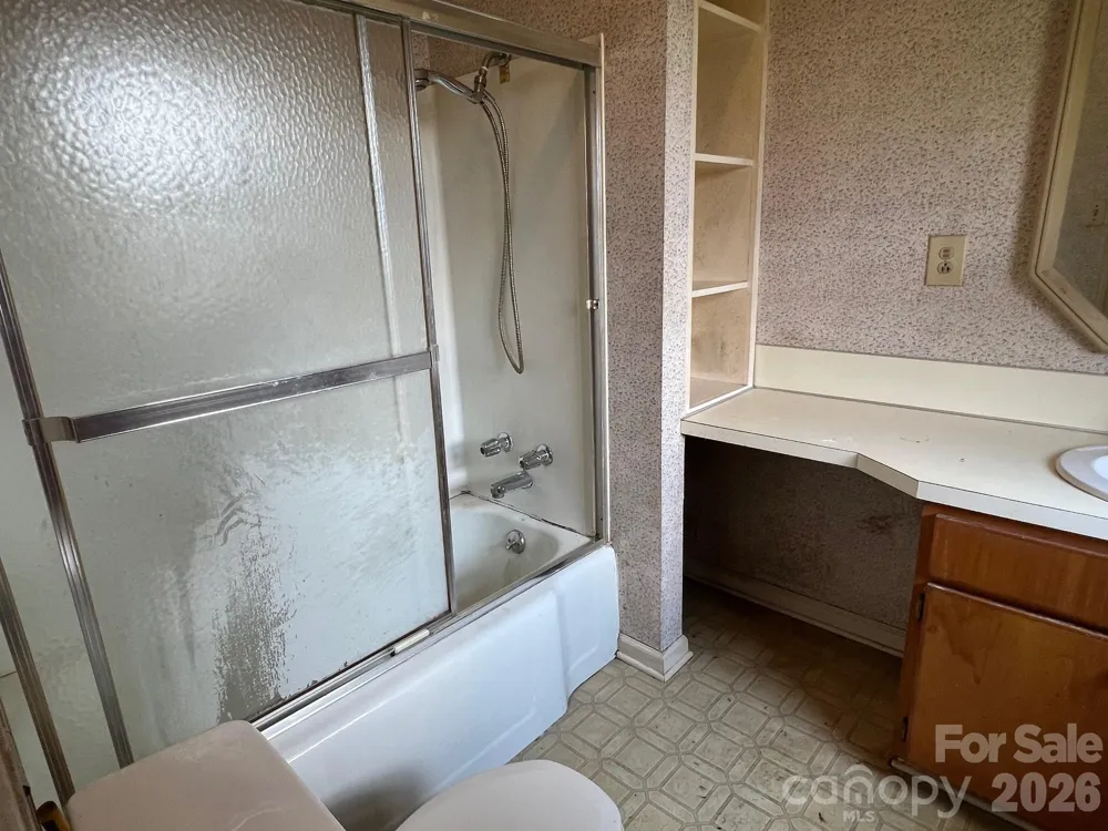 110 Linville Street Morganton, NC 28655