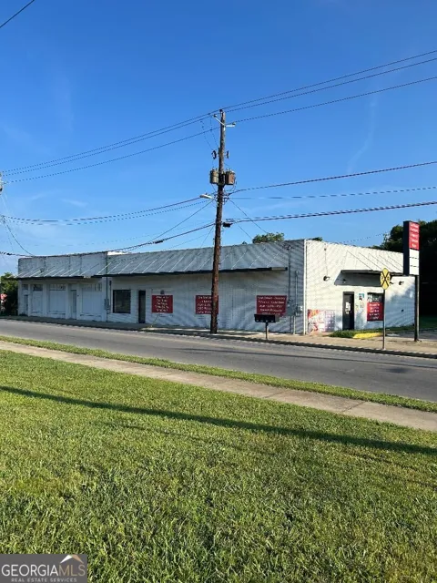 0 E 12th ST