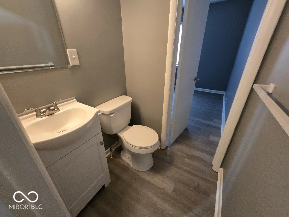 203 W Walnut Street Farmland, IN 47340