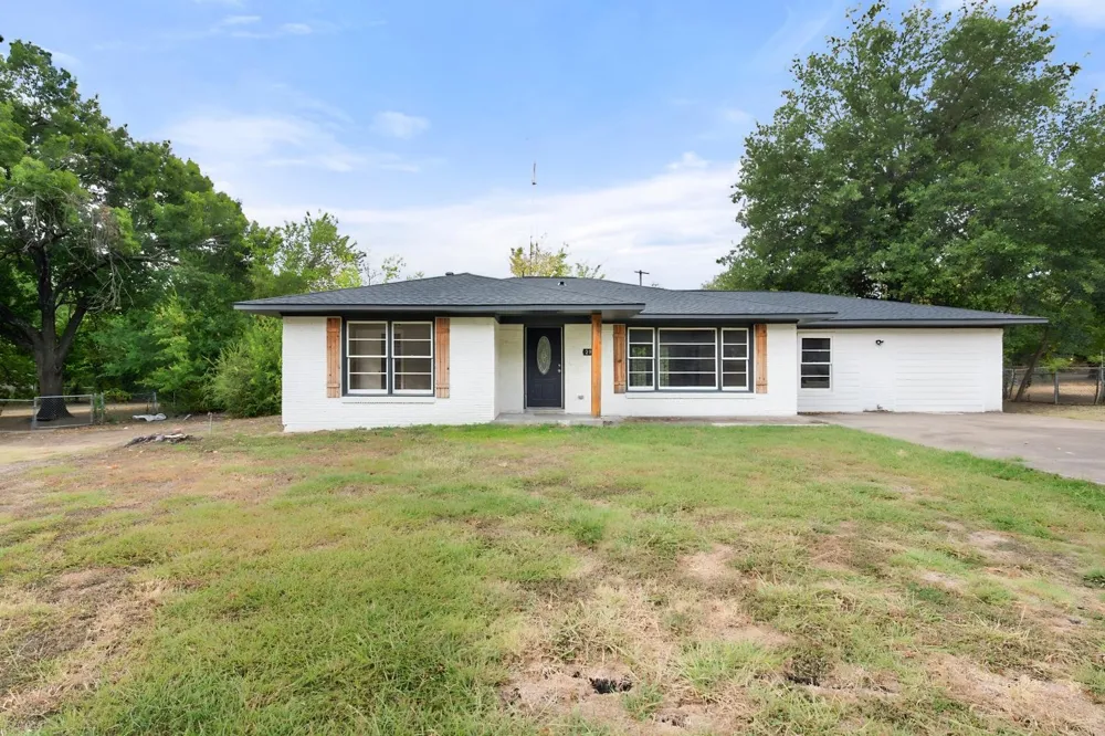 2922 College Circle Corsicana, TX 75110