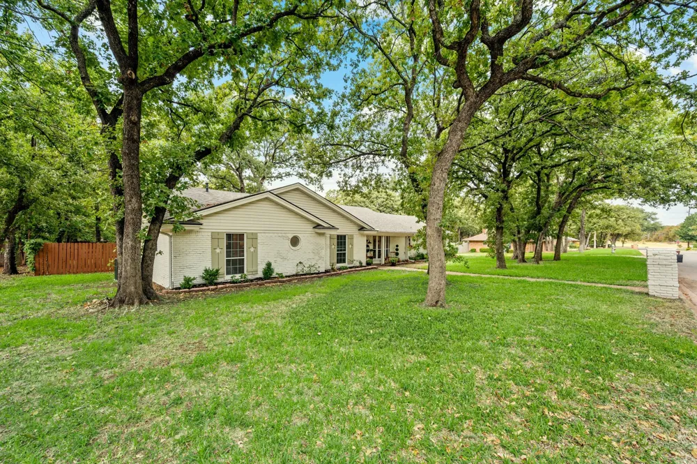 2008 Vista Lane Keller, TX 76262