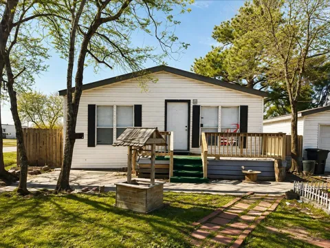 11003 Pine Desert Lane