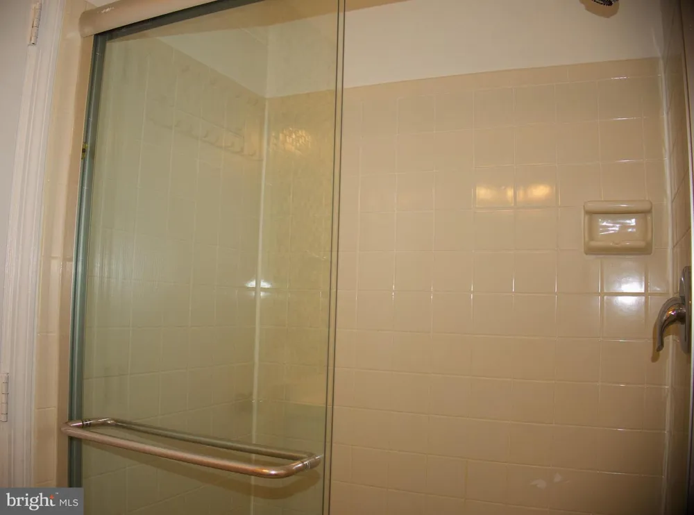 33 SEQUOIA COURT Marlton, NJ 08053