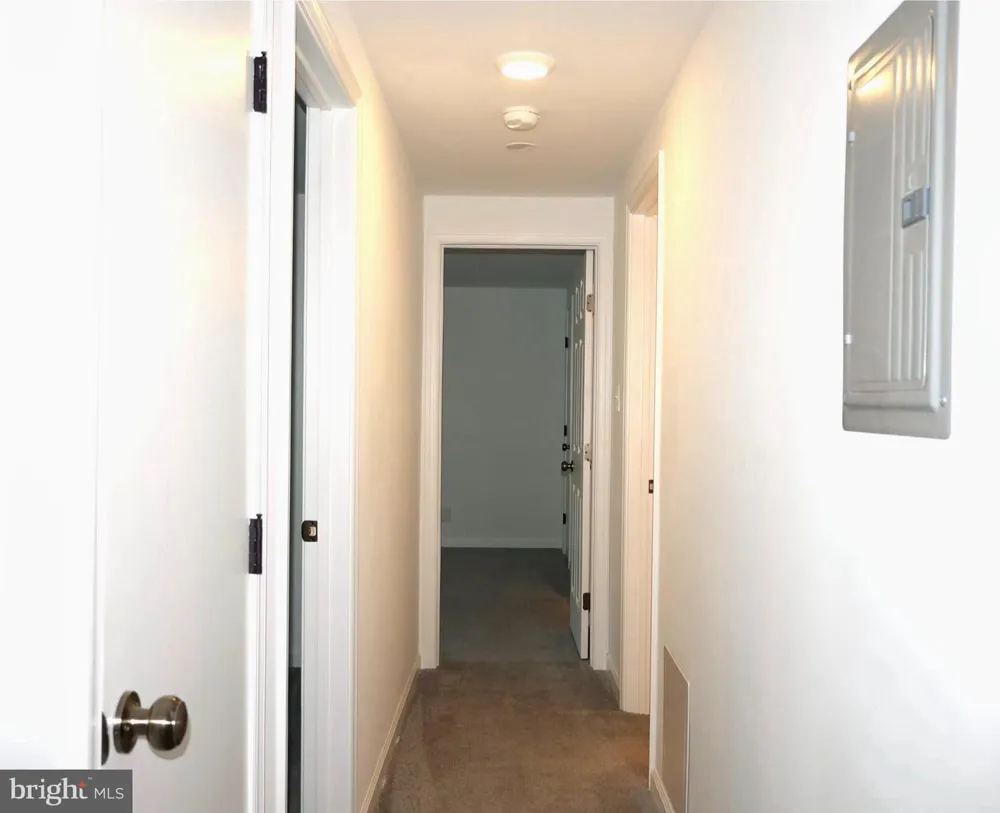 33 SEQUOIA COURT Marlton, NJ 08053