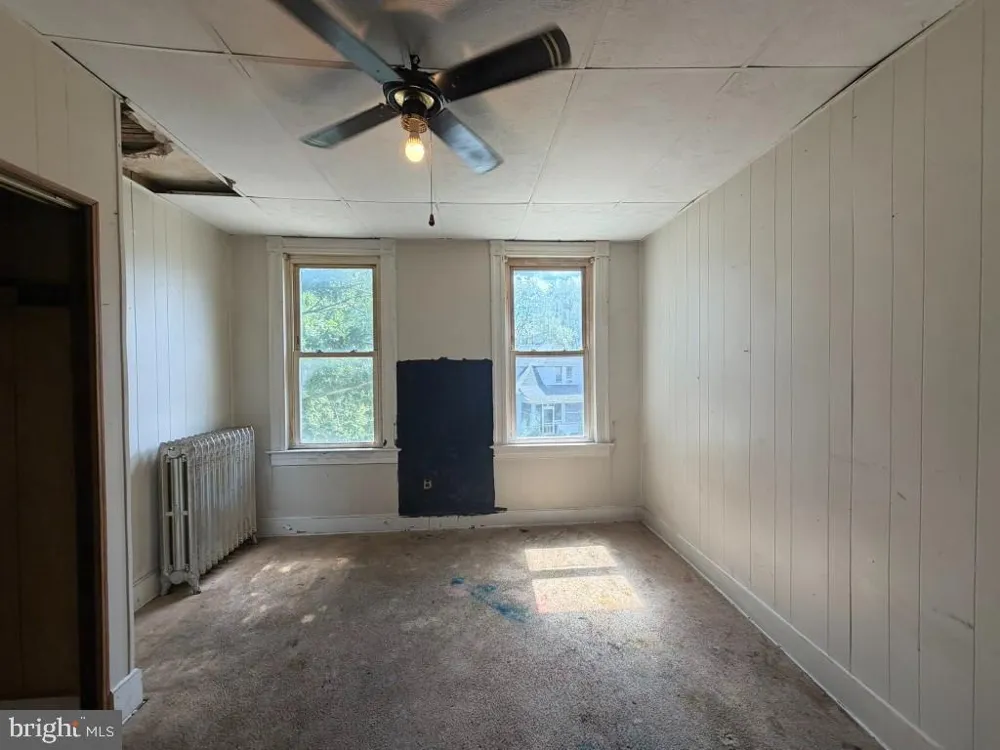 2704 HAMILTON AVENUE Baltimore, MD 21214