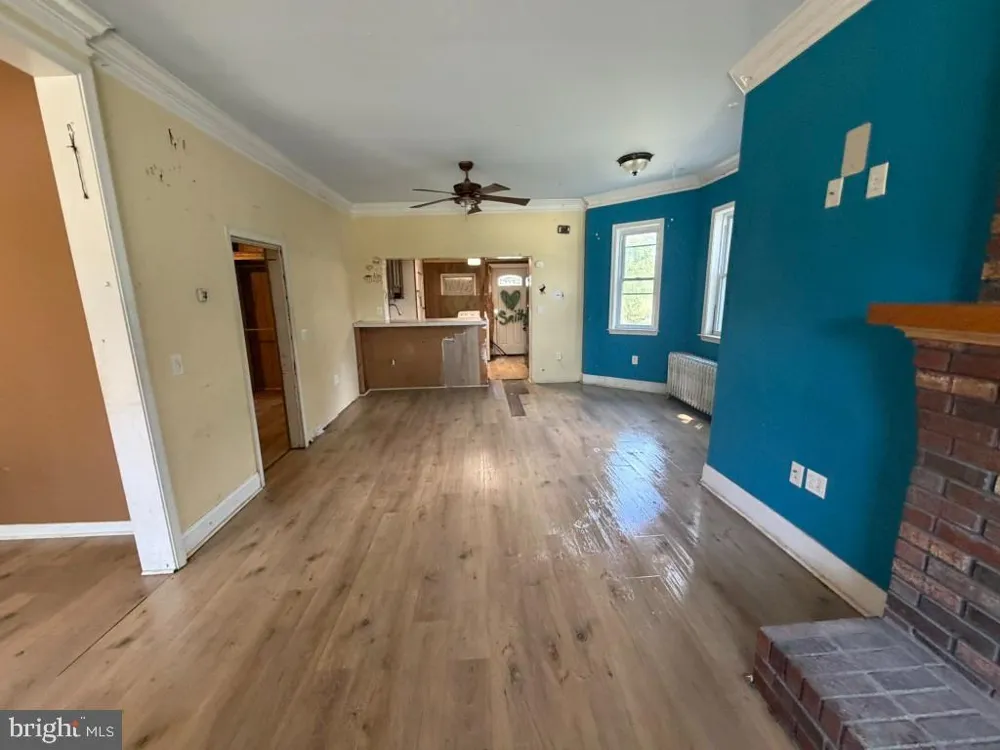 2704 HAMILTON AVENUE Baltimore, MD 21214