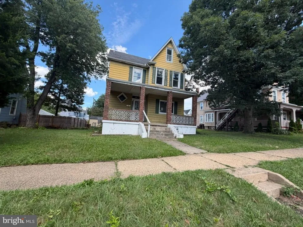 2704 HAMILTON AVENUE Baltimore, MD 21214