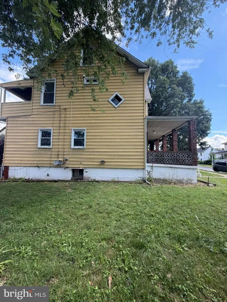 2704 HAMILTON AVENUE Baltimore, MD 21214