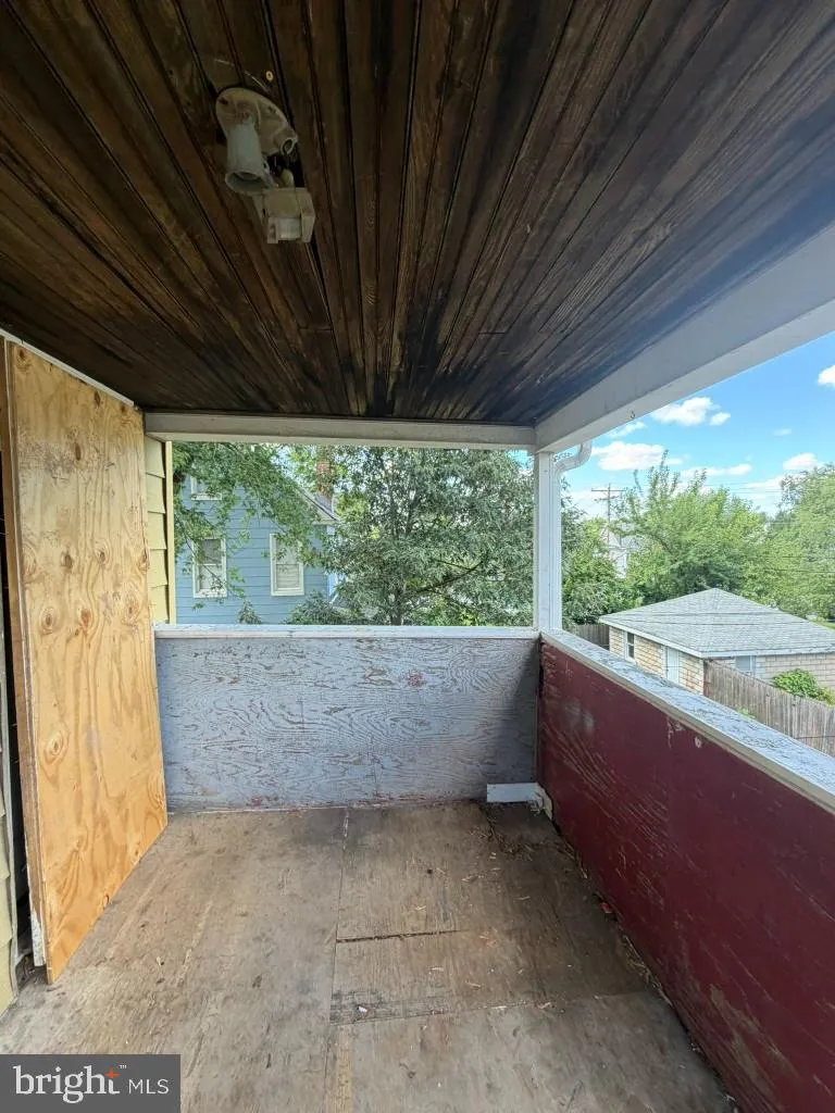 2704 HAMILTON AVENUE Baltimore, MD 21214