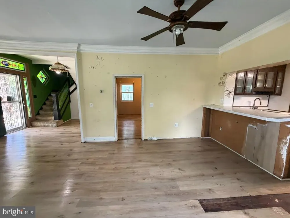 2704 HAMILTON AVENUE Baltimore, MD 21214