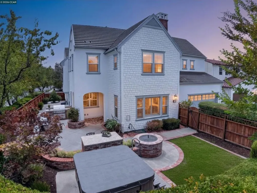 1967 Casablanca St Danville, CA 94506