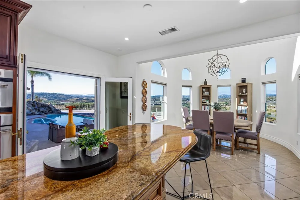 31402 Lake Vista Bonsall, CA 92003